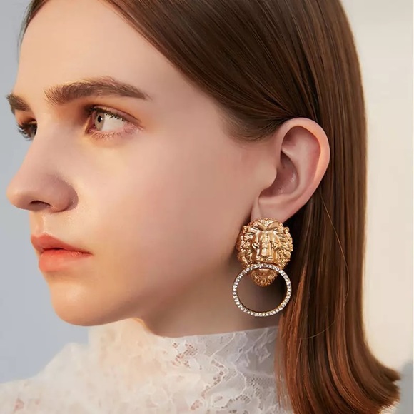 Lion Head Rhinestone Door Knocker Earrings - Picture 7 of 8